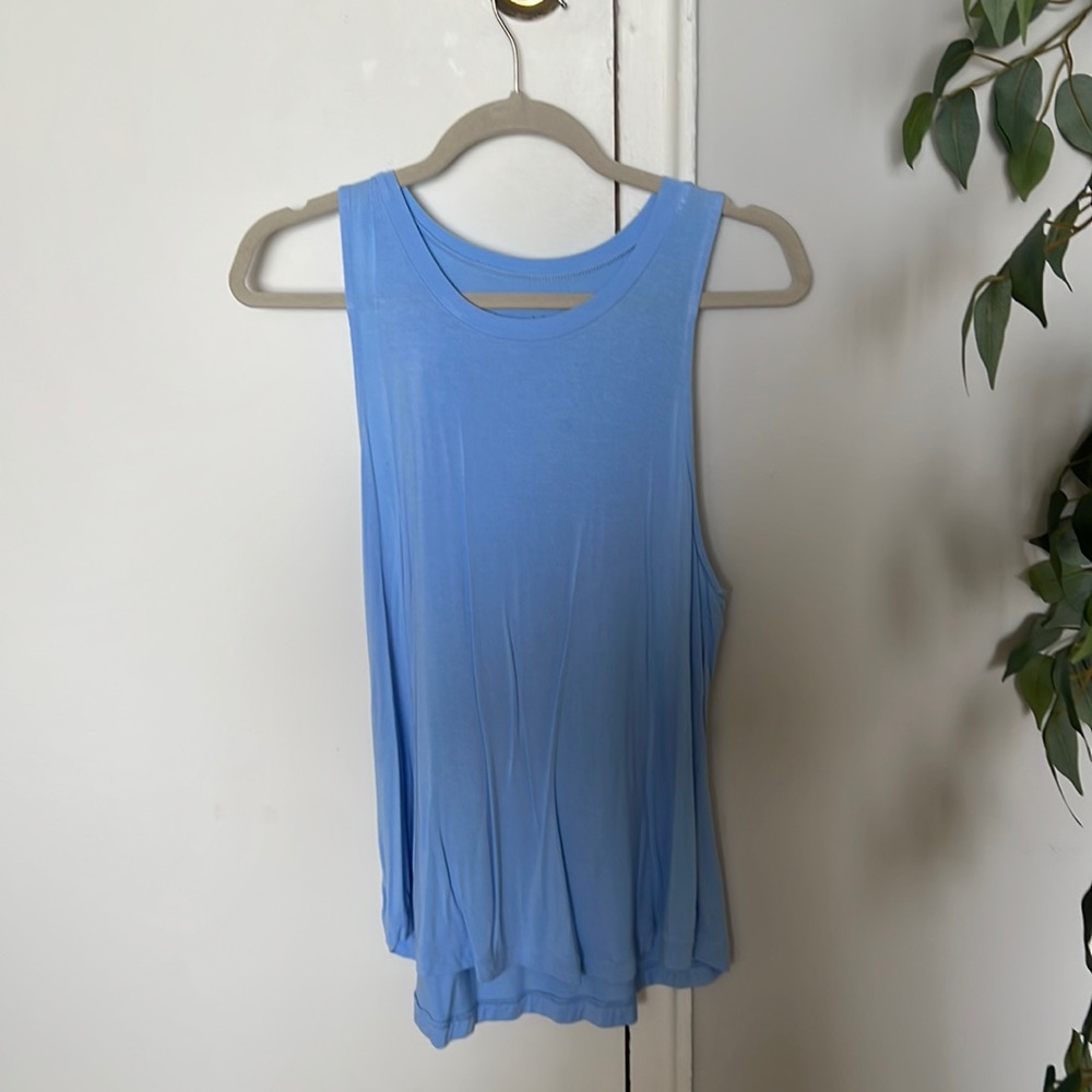 American eagle tank never worn!